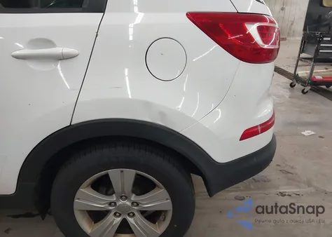 2013 Kia Sportage Lx z USA, uszkodzony, nr VIN KNDPBCA24D7364526